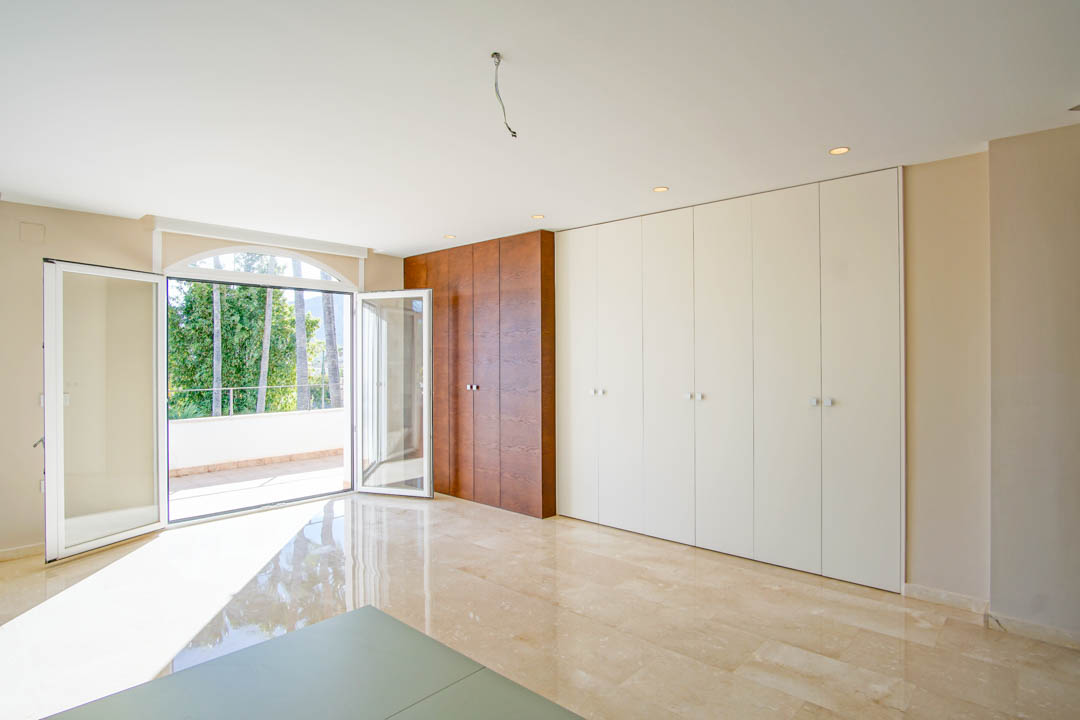 5 Bed, 6 Bath, HouseFor Sale, Alfas del Pi, Alicante