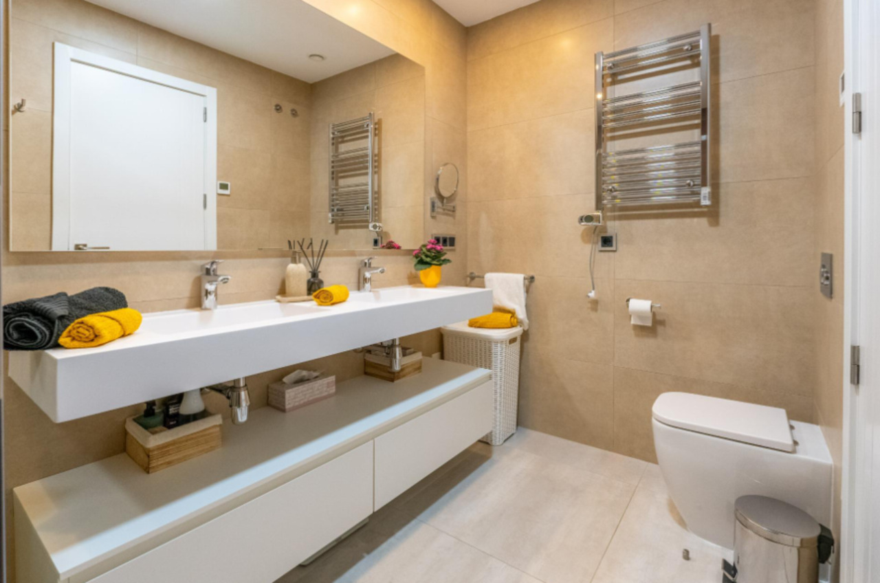 2 Bed, 2 Bath, ApartmentFor Sale, Benidorm, Alicante