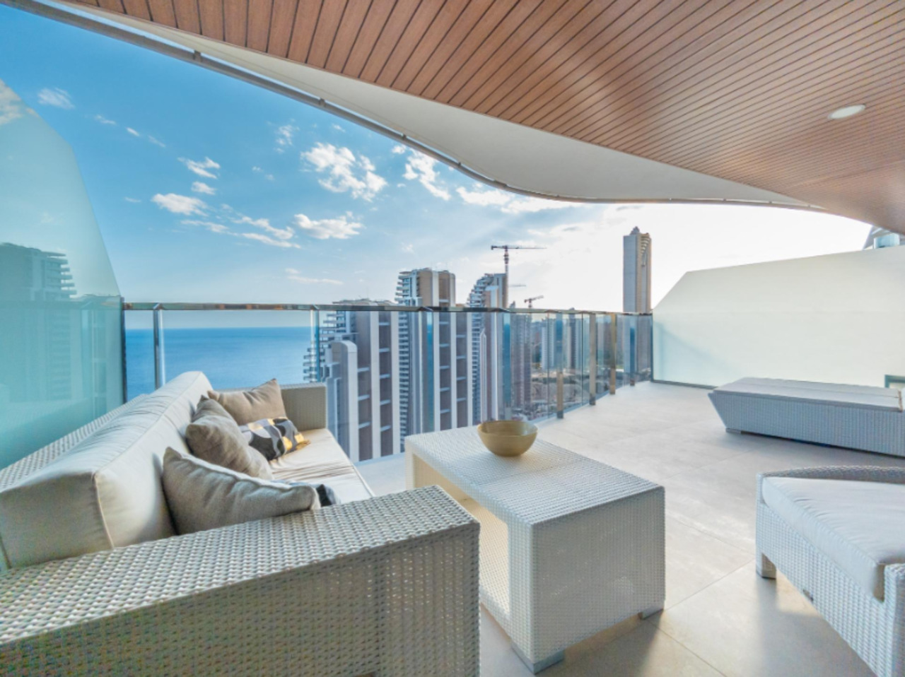 2 Bed, 2 Bath, ApartmentFor Sale, Benidorm, Alicante