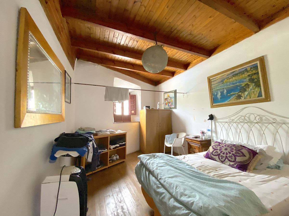 Commercial Property, For Sale