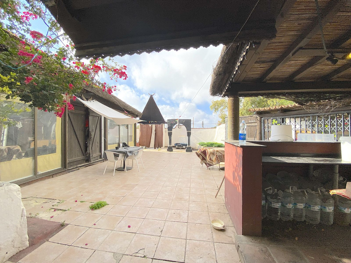 Commercial Property, For Sale