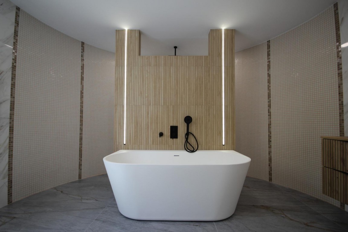 5 Bed, 4 Bath, HouseFor Sale, La Nucia, Alicante