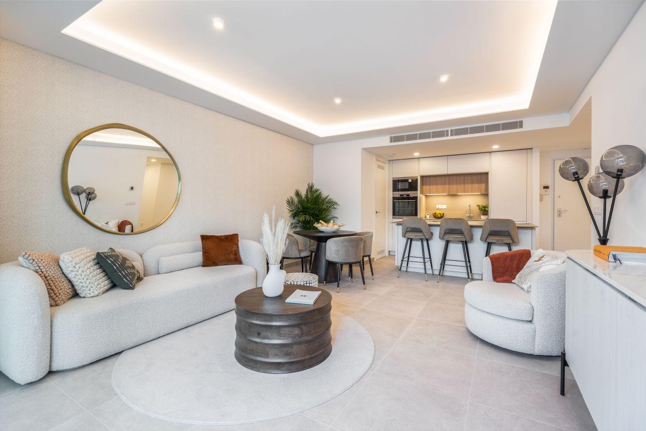 3 Bed, 2 Bath, ApartmentFor Sale, Fuengirola, Malaga