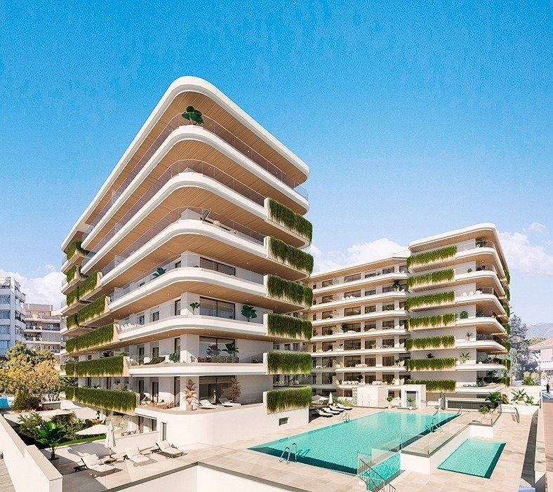 3 Bed, 2 Bath, ApartmentFor Sale, Fuengirola, Malaga