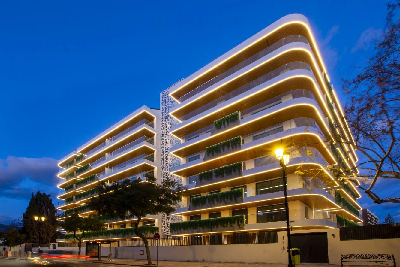 3 Bed, 2 Bath, ApartmentFor Sale, Fuengirola, Malaga