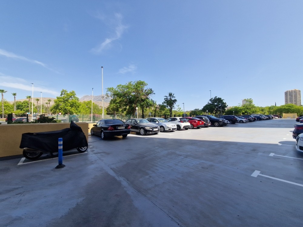 4 Bed, 3 Bath, ApartmentFor Sale, Benidorm, Alicante