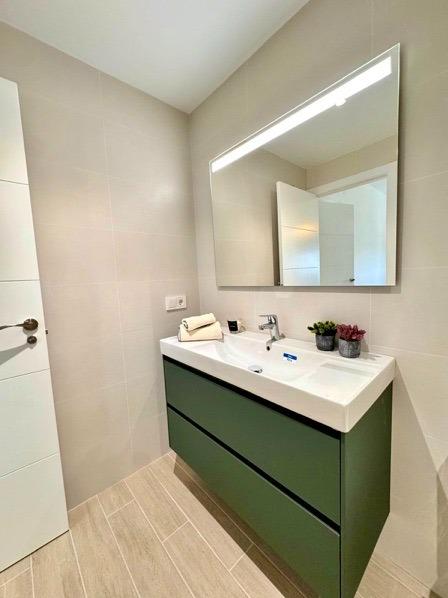 2 Bed, 2 Bath, ApartmentFor Sale, Fuengirola, Malaga