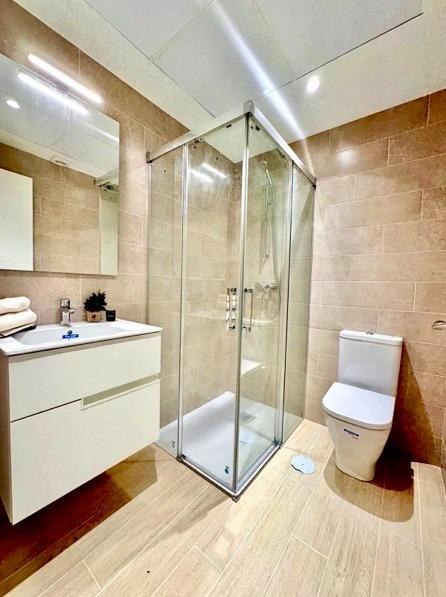 3 Bed, 2 Bath, ApartmentFor Sale, Fuengirola, Malaga