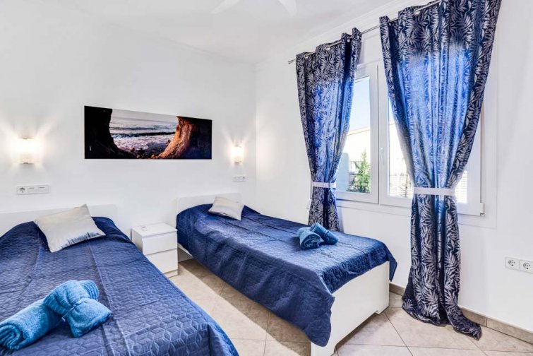 3 Bed, 2 Bath, HouseFor Sale, Calpe, Alicante