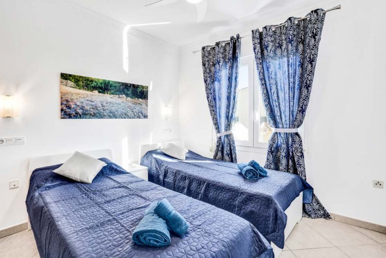 3 Bed, 2 Bath, HouseFor Sale, Calpe, Alicante