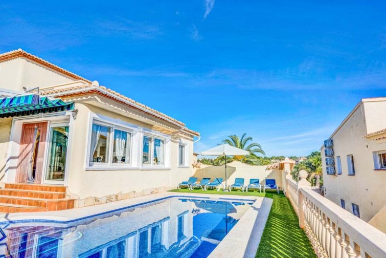 3 Bed, 2 Bath, HouseFor Sale, Calpe, Alicante