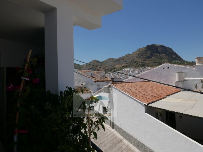 4 Bed, 2 Bath, HouseFor Sale, Álora, Malaga