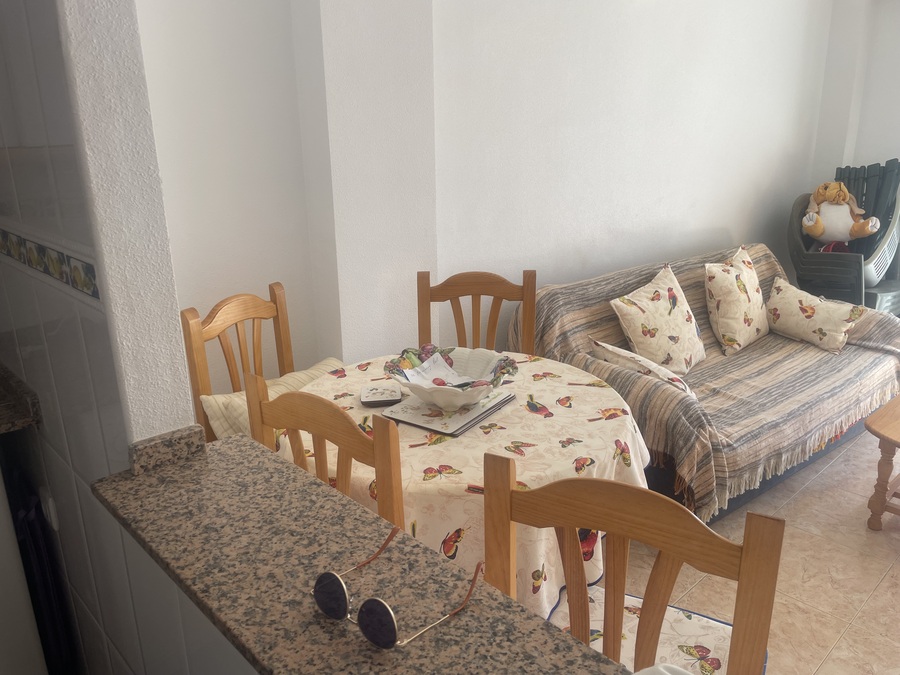 2 Bed, 1 Bath, ApartmentFor Sale, Torrevieja, Alicante