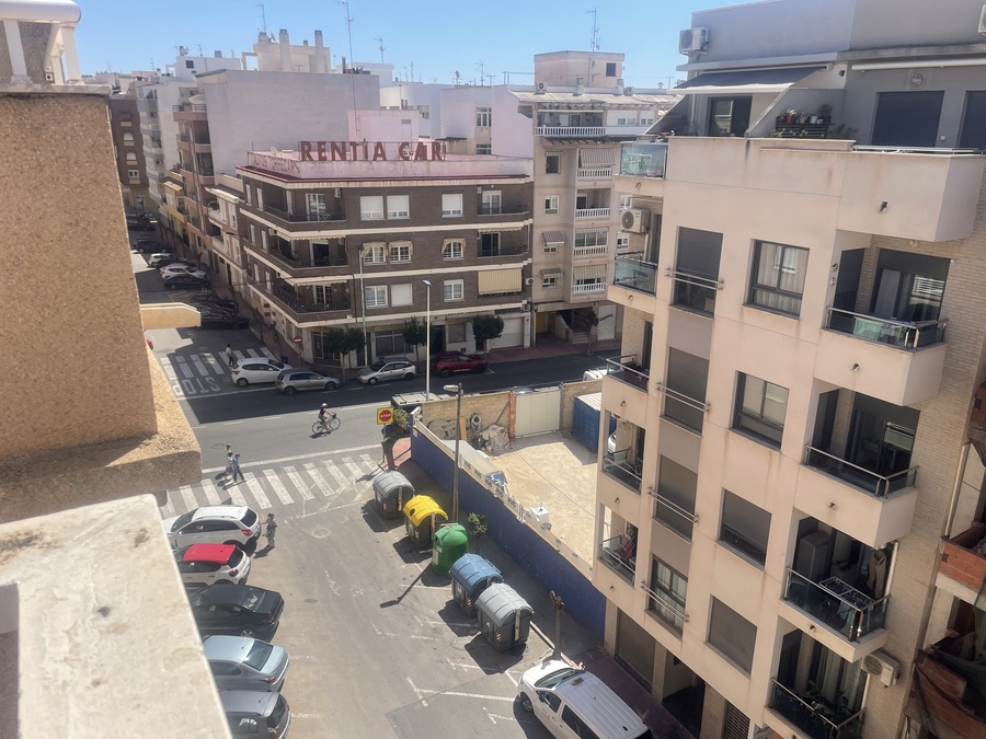 2 Bed, 1 Bath, ApartmentFor Sale, Torrevieja, Alicante