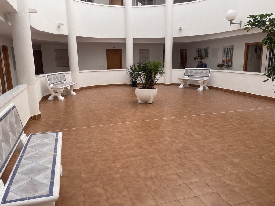 2 Bed, 1 Bath, ApartmentFor Sale, Torrevieja, Alicante