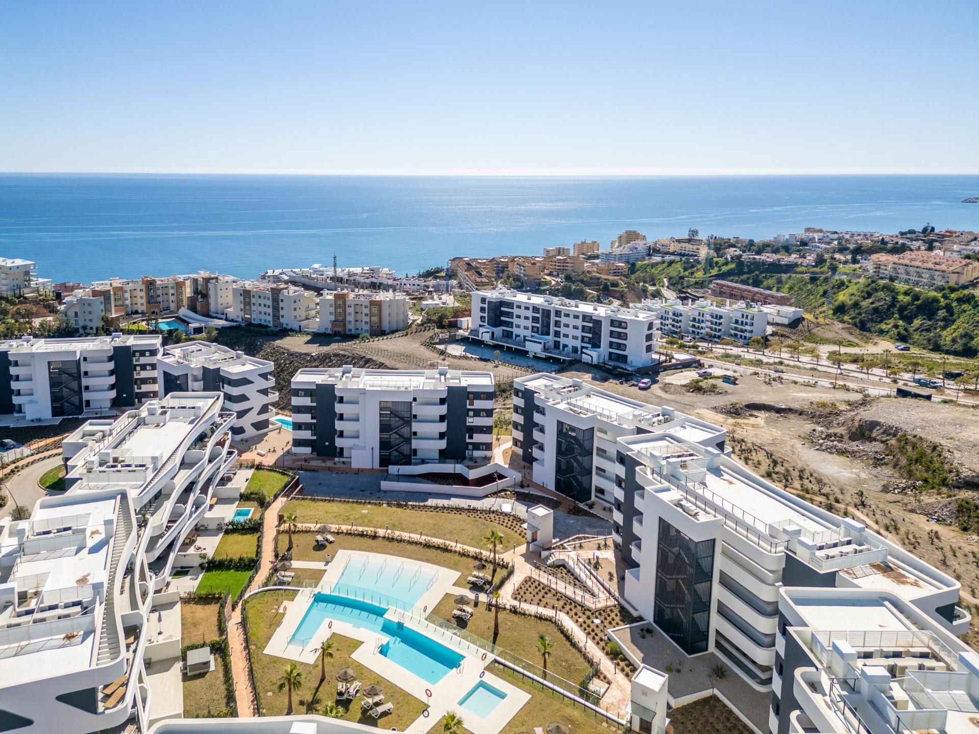2 Bed, 2 Bath, ApartmentFor Sale, Fuengirola, Malaga