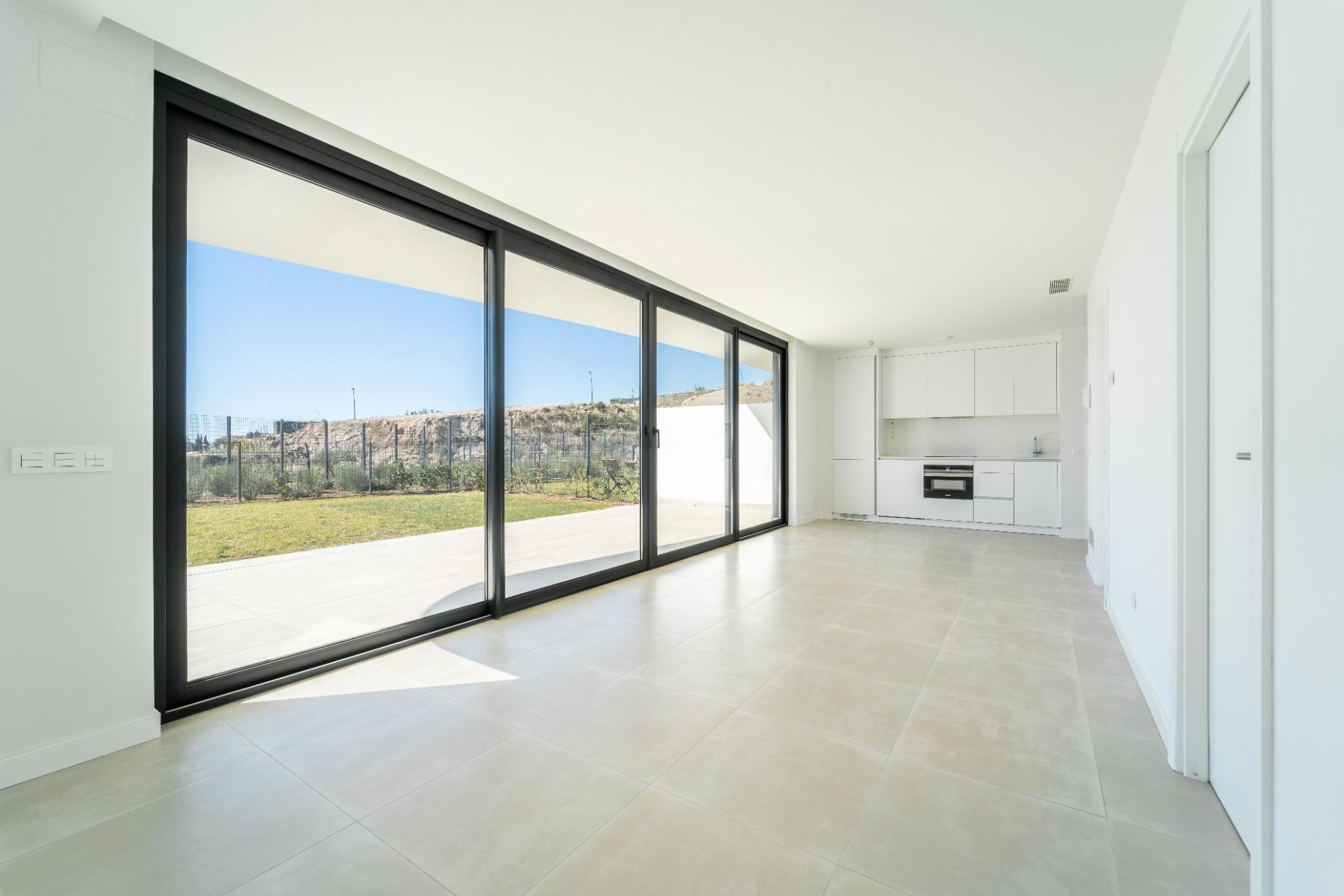 2 Bed, 2 Bath, ApartmentFor Sale, Fuengirola, Malaga
