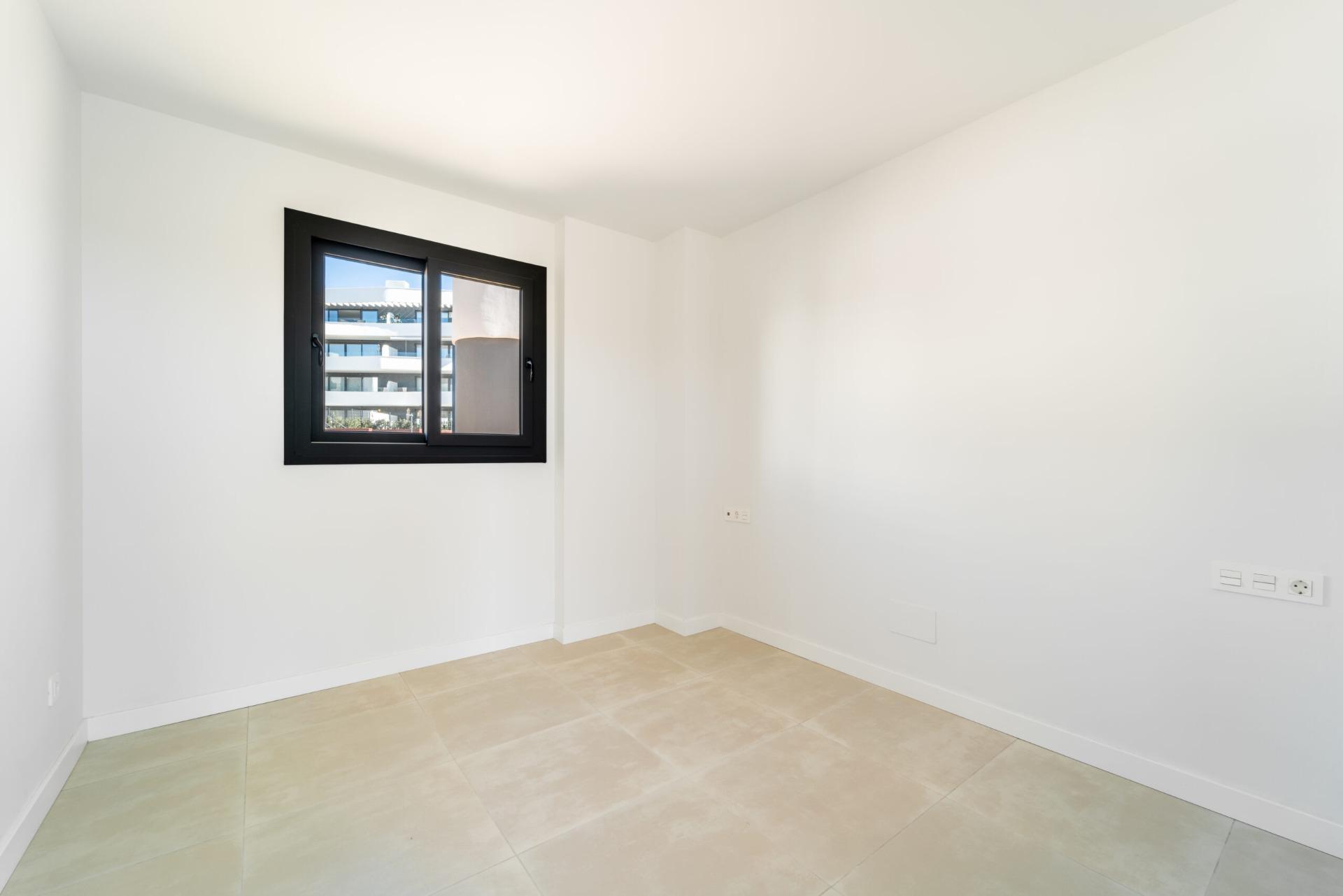 2 Bed, 2 Bath, ApartmentFor Sale, Fuengirola, Malaga