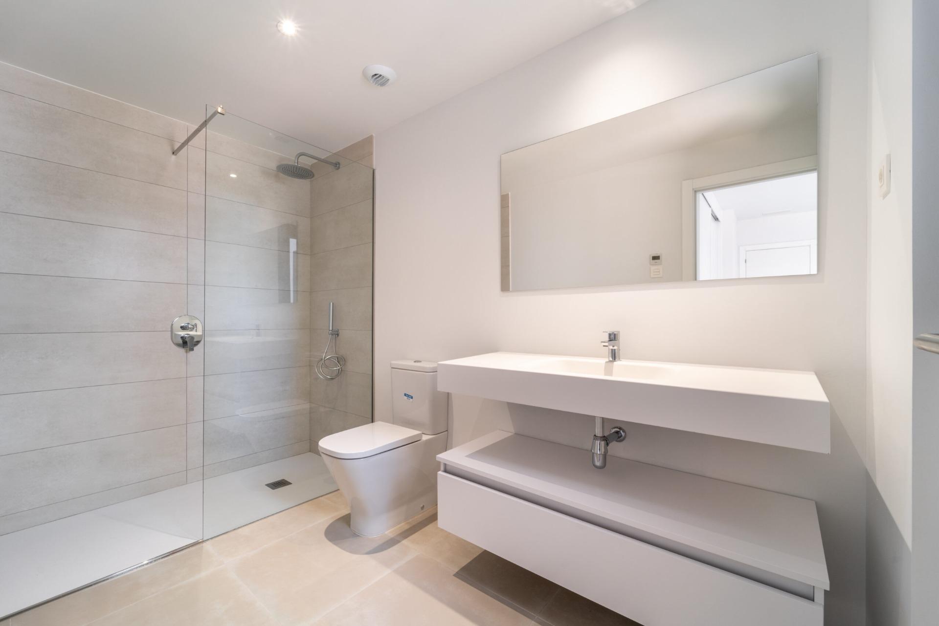 2 Bed, 2 Bath, ApartmentFor Sale, Fuengirola, Malaga