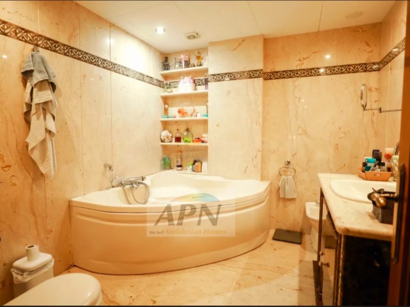 4 Bed, 4 Bath, HouseFor Sale, Pizarra, Malaga