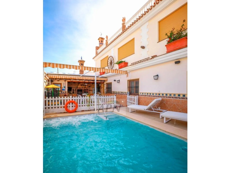 4 Bed, 4 Bath, HouseFor Sale, Pizarra, Malaga