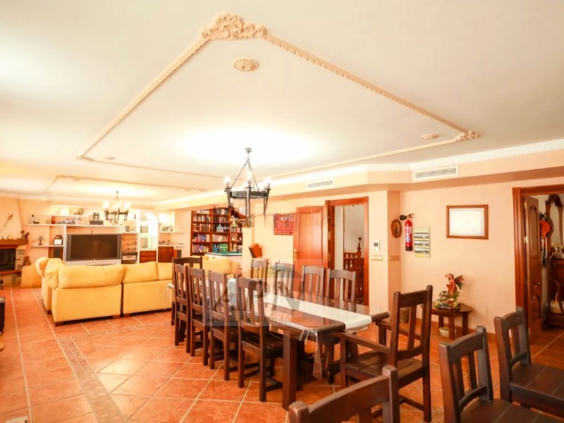 4 Bed, 4 Bath, HouseFor Sale, Pizarra, Malaga