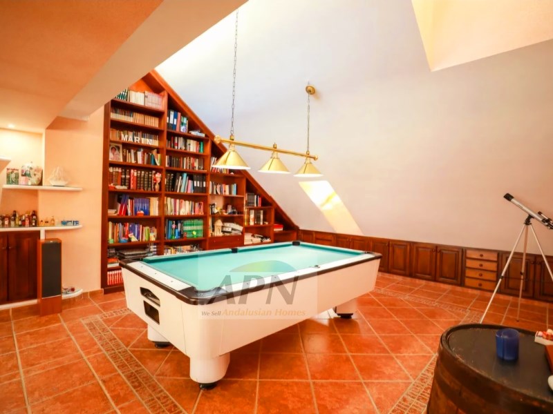 4 Bed, 4 Bath, HouseFor Sale, Pizarra, Malaga