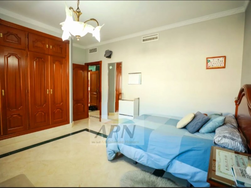 4 Bed, 4 Bath, HouseFor Sale, Pizarra, Malaga