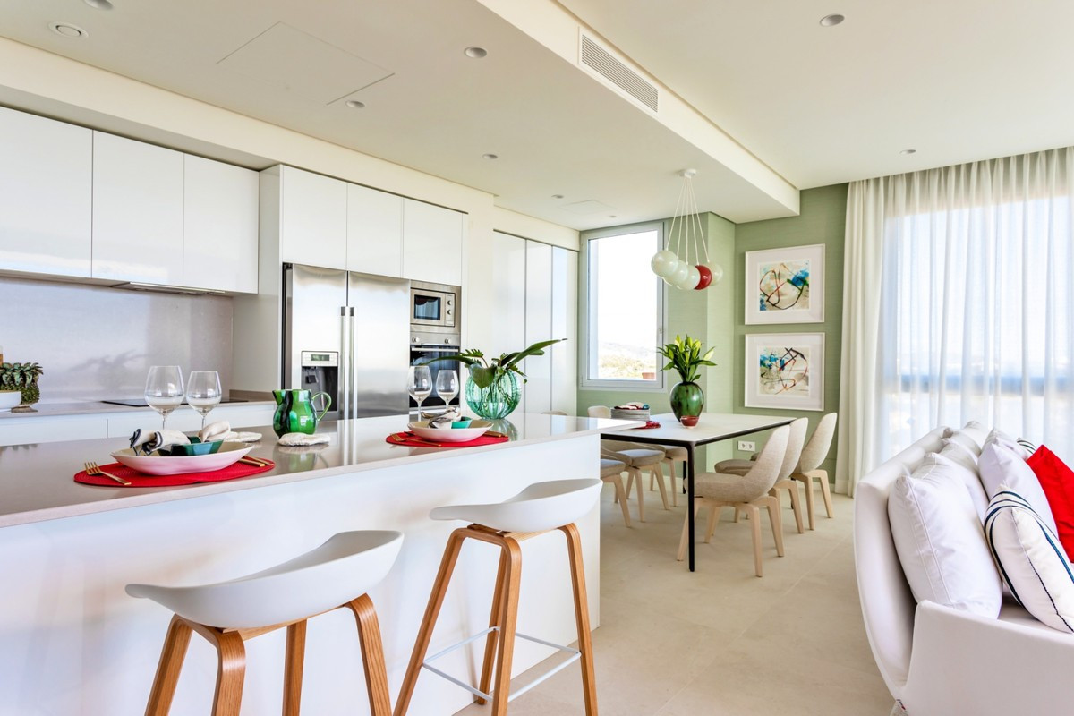 2 Bed, 2 Bath, ApartmentFor Sale, Benahavis, Malaga