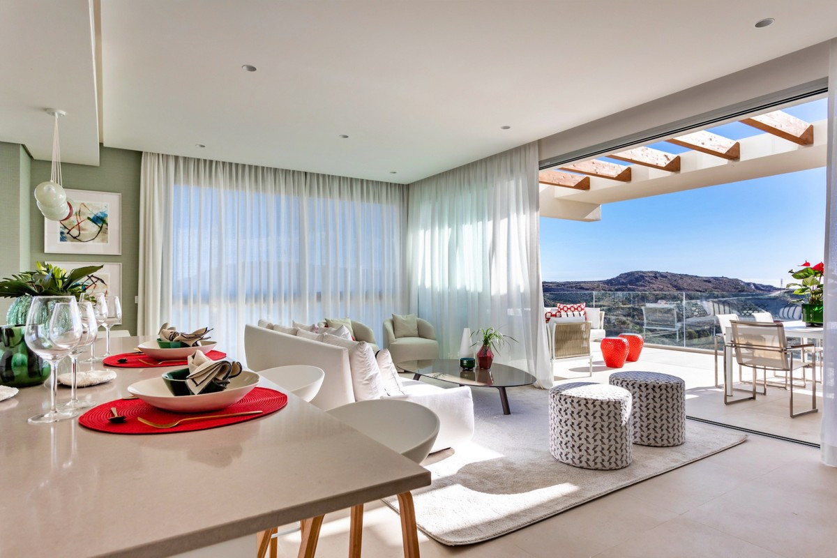 2 Bed, 2 Bath, ApartmentFor Sale, Benahavis, Malaga