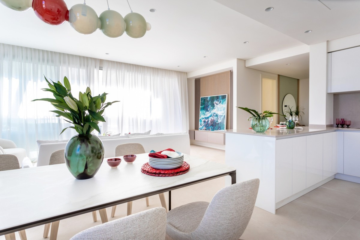 2 Bed, 2 Bath, ApartmentFor Sale, Benahavis, Malaga