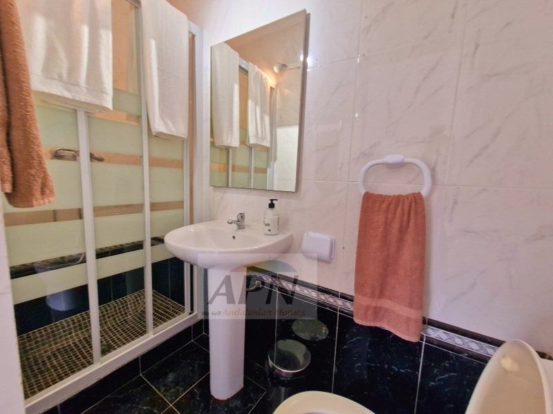 4 Bed, 2 Bath, HouseFor Sale, Álora, Malaga