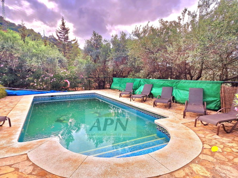 4 Bed, 2 Bath, HouseFor Sale, Álora, Malaga