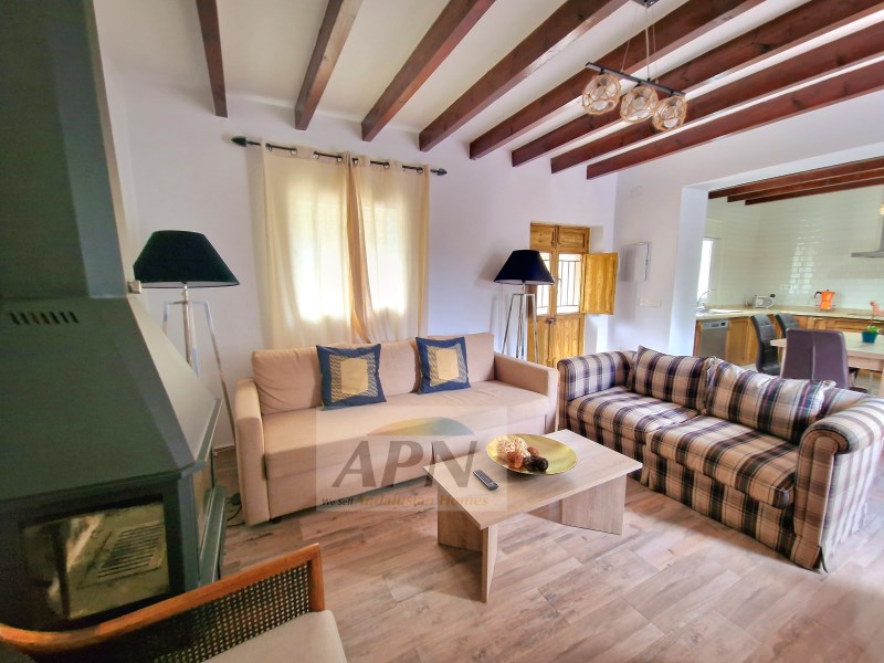 4 Bed, 2 Bath, HouseFor Sale, Álora, Malaga