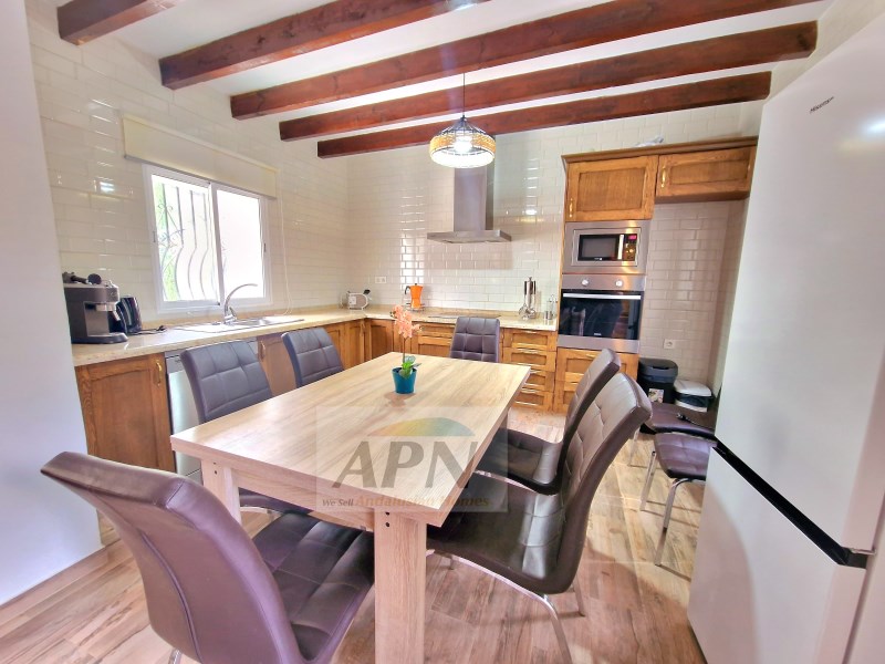 4 Bed, 2 Bath, HouseFor Sale, Álora, Malaga