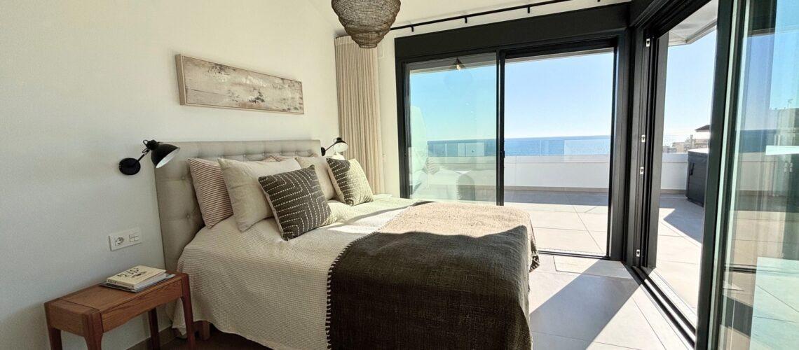 3 Bed, 2 Bath, ApartmentFor Sale, Fuengirola, Malaga