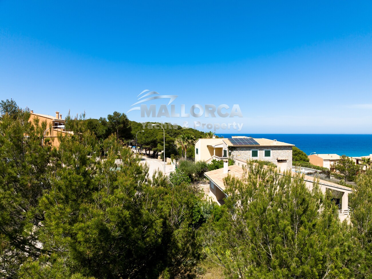 4 Bed, 6 Bath, HouseFor Sale, Cala Mesquida, Baleares