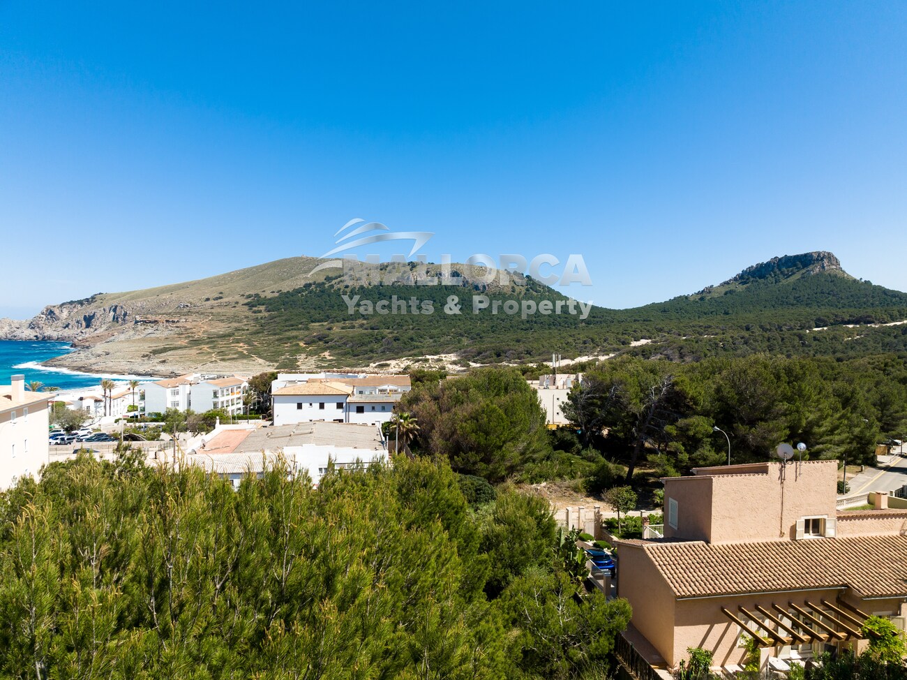 4 Bed, 6 Bath, HouseFor Sale, Cala Mesquida, Baleares