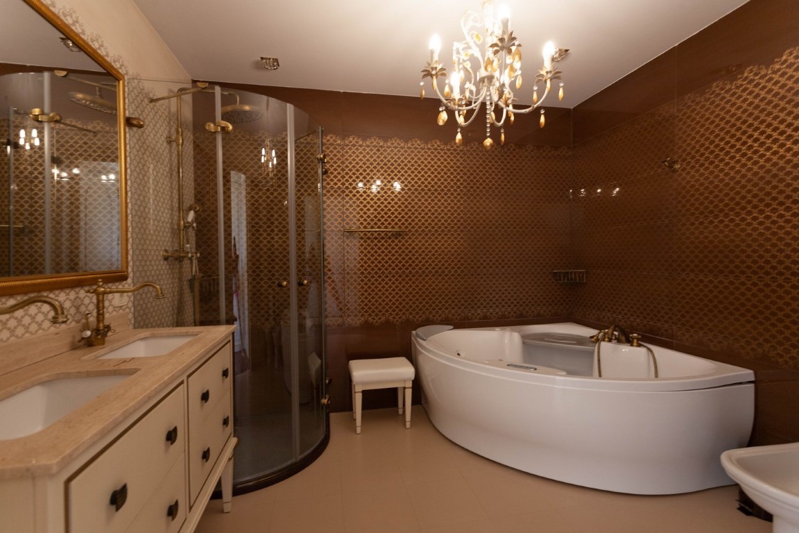 5 Bed, 5 Bath, HouseFor Sale, Calpe, Alicante