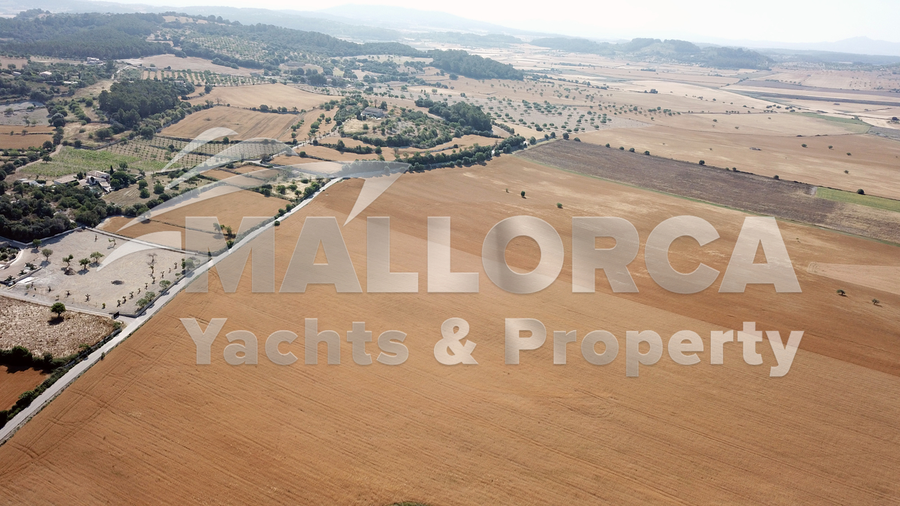 3 Bed, 4 Bath, HouseFor Sale, Montuïri, Baleares