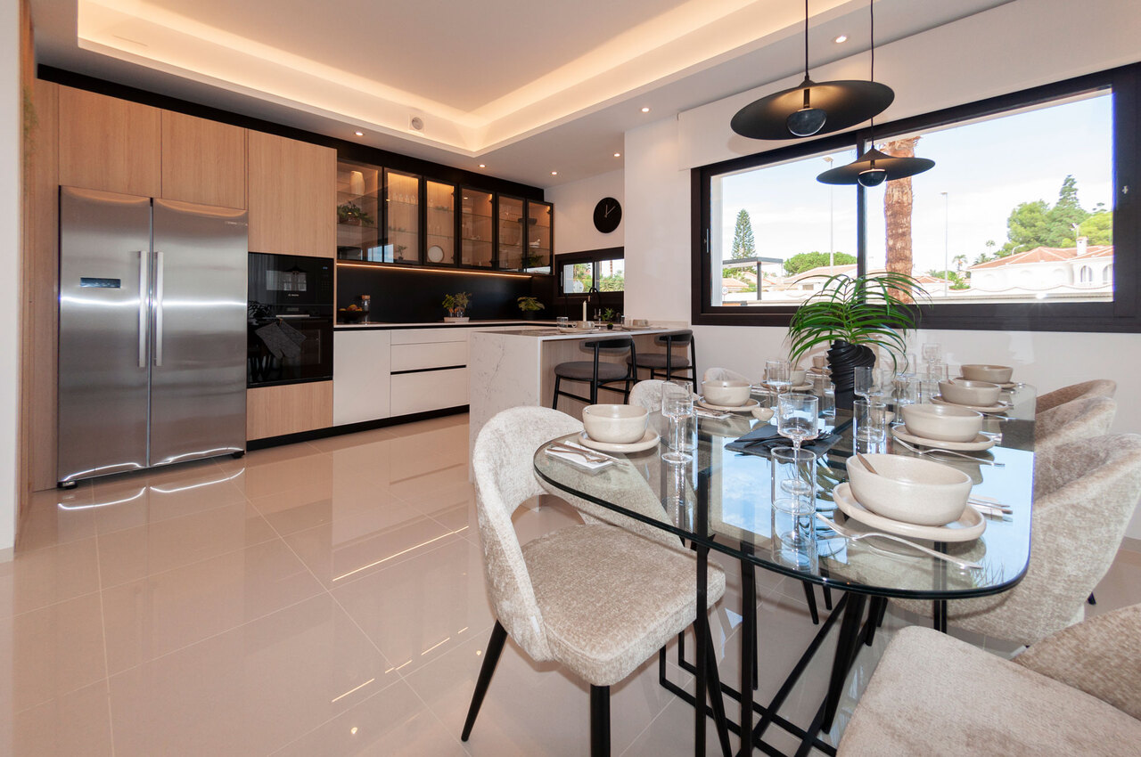 4 Bed, 3 Bath, HouseFor Sale, Ciudad Quesada, Alicante