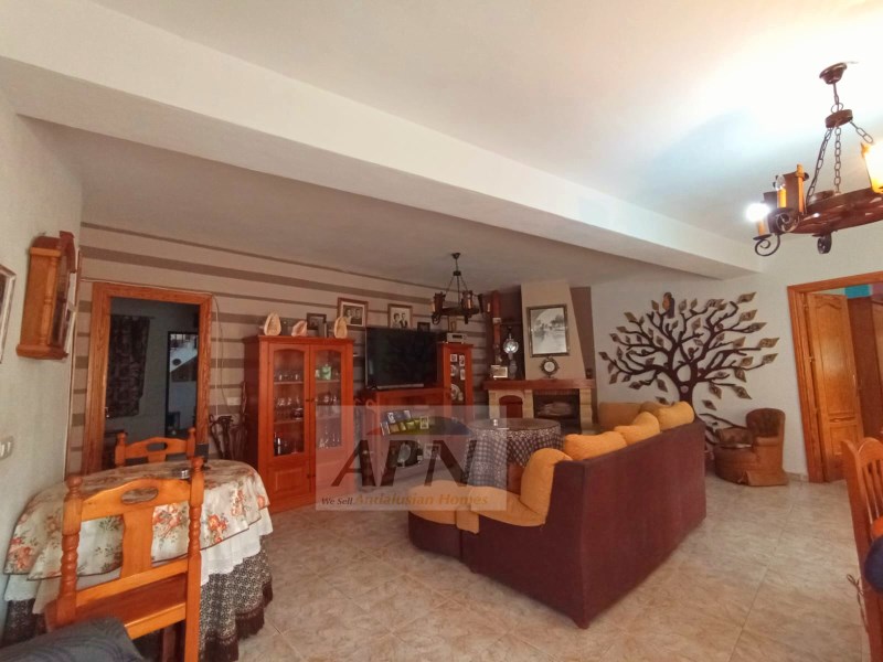 4 Bed, 1 Bath, HouseFor Sale, Álora, Malaga