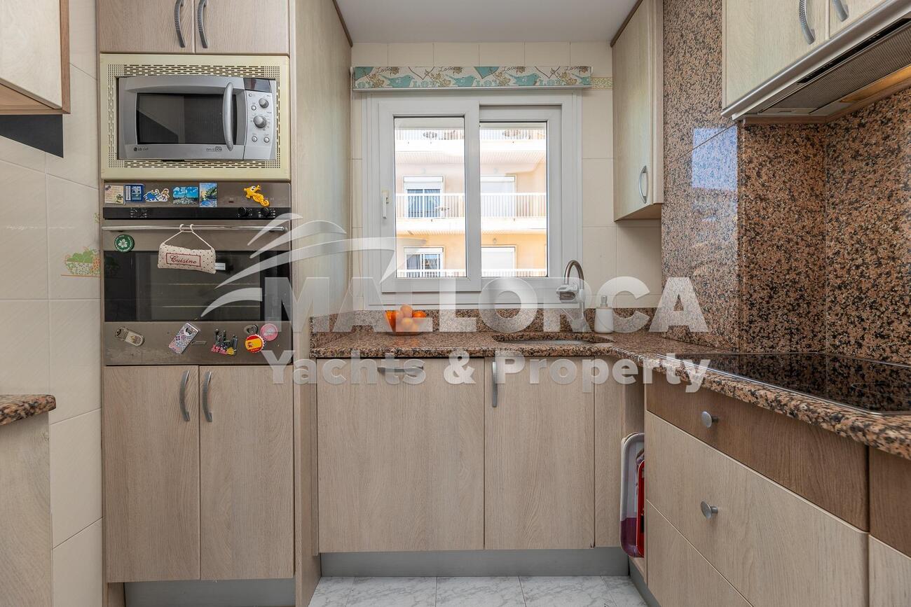 3 Bed, 2 Bath, ApartmentFor Sale, Palma de Mallorca, Baleares