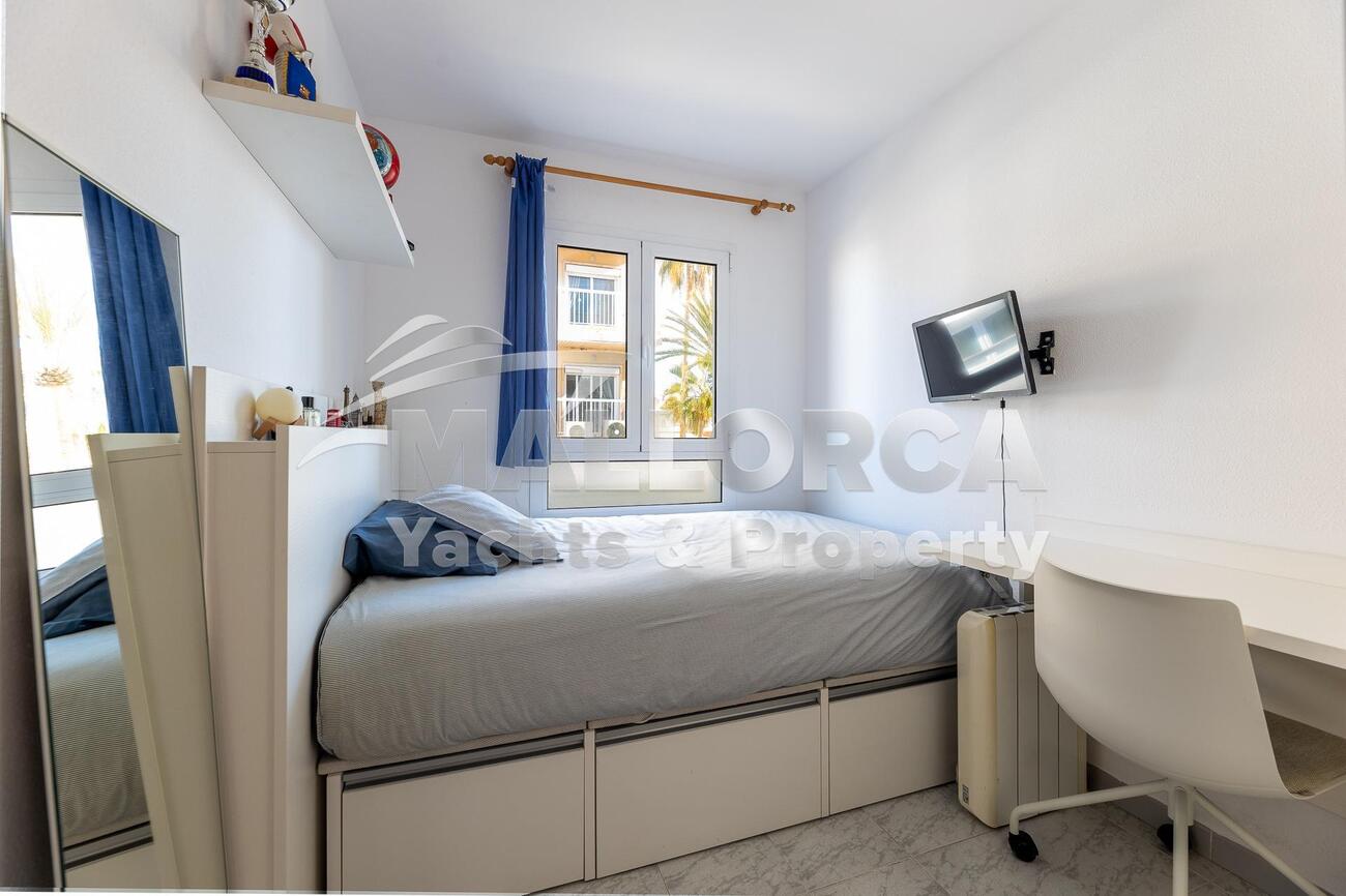 3 Bed, 2 Bath, ApartmentFor Sale, Palma de Mallorca, Baleares