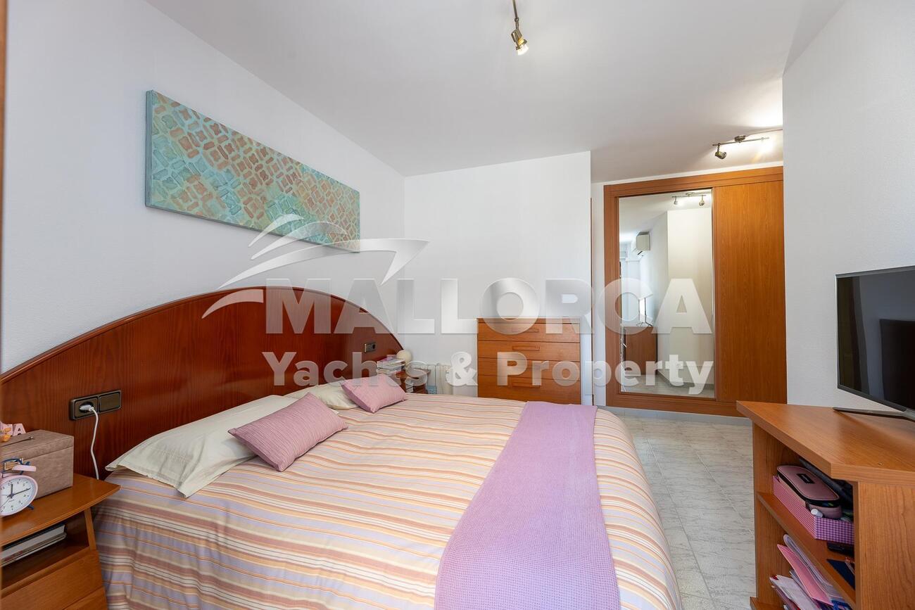 3 Bed, 2 Bath, ApartmentFor Sale, Palma de Mallorca, Baleares