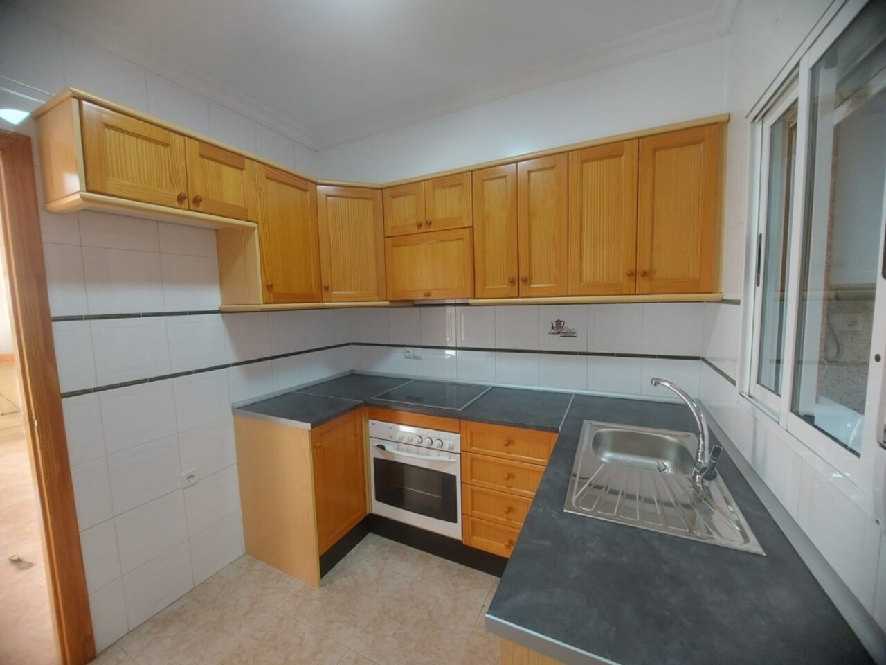 3 Bed, 1 Bath, HouseFor Sale, Algorfa, Alicante