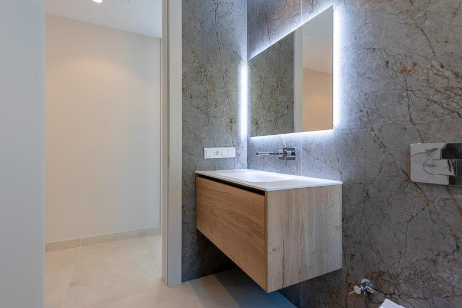 3 Bed, 2 Bath, ApartmentFor Sale, Benidorm, Alicante