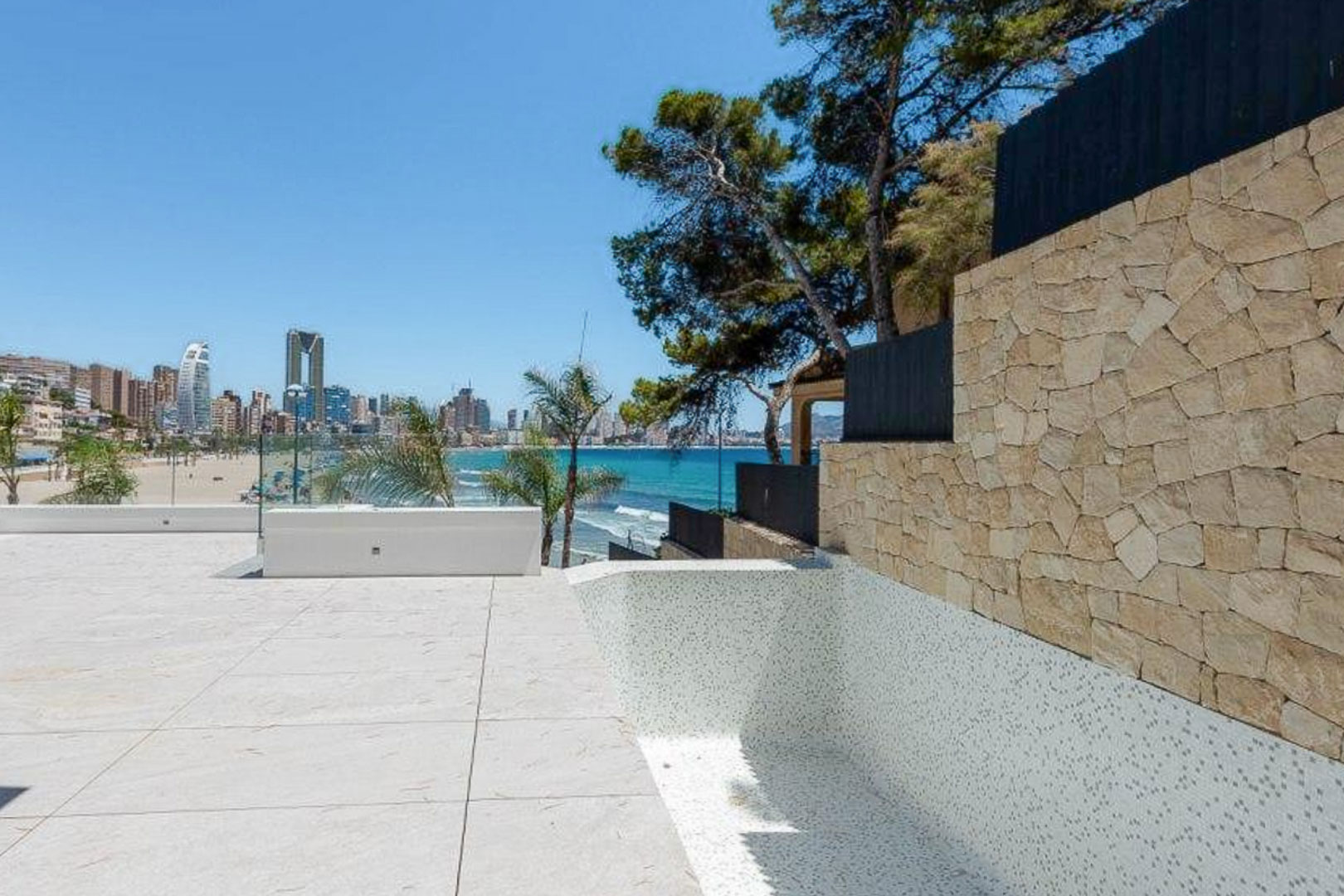 3 Bed, 2 Bath, ApartmentFor Sale, Benidorm, Alicante