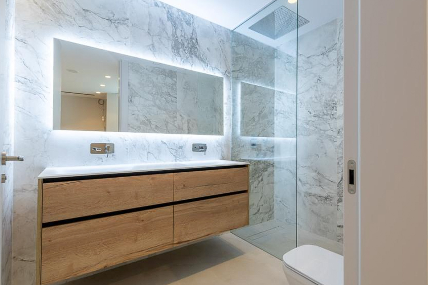 3 Bed, 2 Bath, ApartmentFor Sale, Benidorm, Alicante