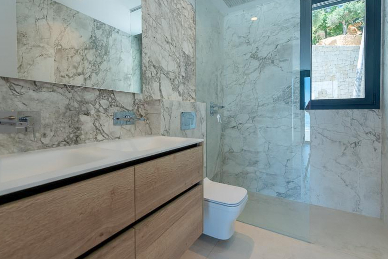 3 Bed, 2 Bath, ApartmentFor Sale, Benidorm, Alicante